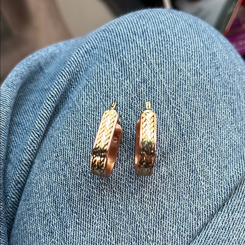 Signed JC Vintage Copper Silver & Gold Overlay Braid Oval Hoop Earrings